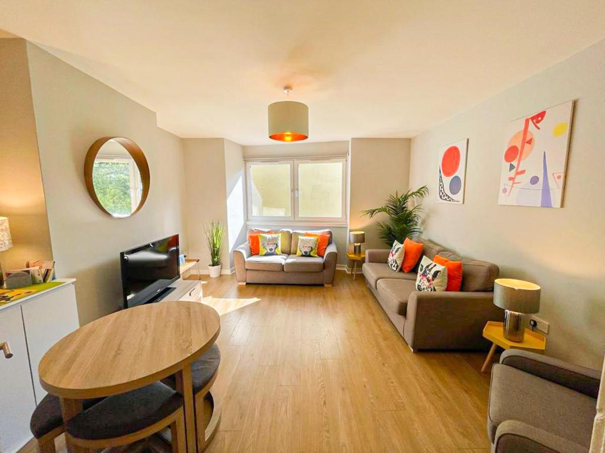 Charming Old Town 2 Bed Apt, 2Mins From Royal Mile Edinburgh Bagian luar foto